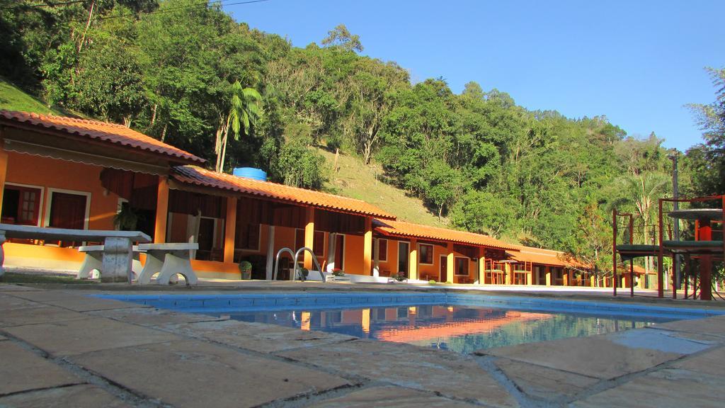 Pousada Sitio Do Sossego Monte Alegre do Sul Kültér fotó